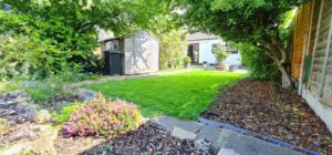 Benvenue Avenue, Eastwood