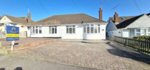 Weir Gardens, Rayleigh